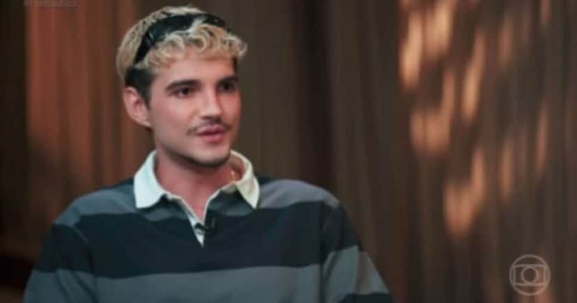 Jão fala sobre pausa na carreira no Fantástico da Globo (Foto: Reprodução/Globo) Jão fala sobre pausa na carreira no Fantástico da Globo (Foto: Reprodução/Globo)
