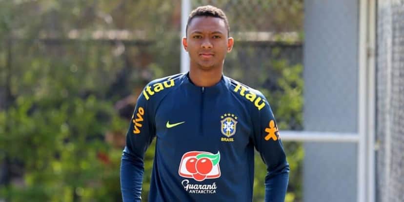 O zagueiro defendeu as categorias de base da seleção (Reprodução: CBF) O zagueiro defendeu as categorias de base da seleção (Reprodução: CBF)