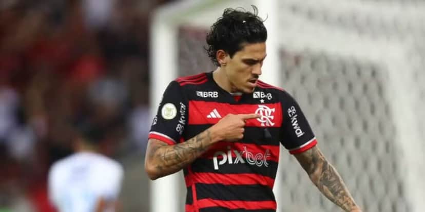 Pedro ainda se recupera da lesão (Reprodução: Gilvan de Souza) Pedro ainda se recupera da lesão (Reprodução: Gilvan de Souza)