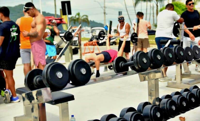 Nova academia na Praia do Itararé, em São Vicente | Divulgação/PMSV Nova academia na Praia do Itararé, em São Vicente | Divulgação/PMSV