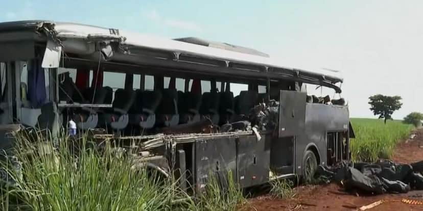 Estado de ônibus (Foto: Reprodução / Globo) Estado de ônibus (Foto: Reprodução / Globo)