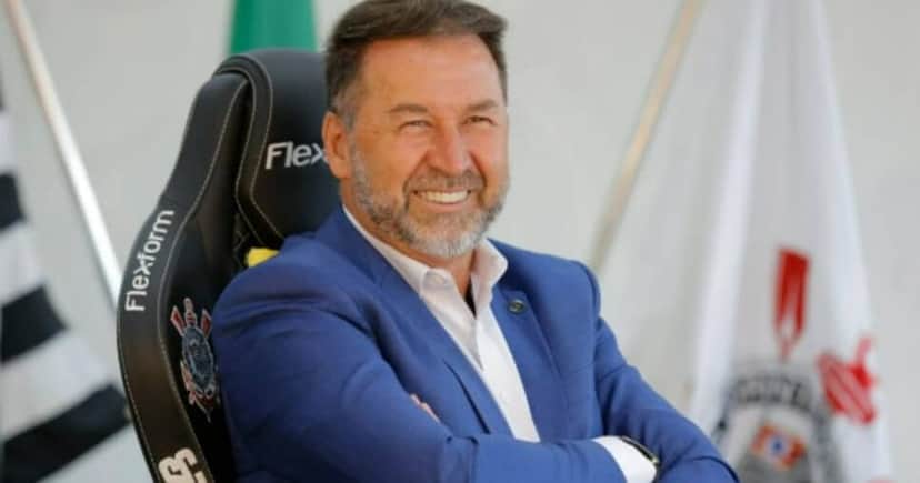 “Maior contrato da história”: crava Augusto Melo no Corinthians (Foto: Reprodução/Montagem TV Foco) “Maior contrato da história”: crava Augusto Melo no Corinthians (Foto: Reprodução/Montagem TV Foco)