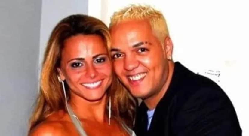 Pagodeiro e Viviane Araújo tiveram relacionamento entre 1998 e 2007 (Foto: Reprodução/ Internet) Pagodeiro e Viviane Araújo tiveram relacionamento entre 1998 e 2007 (Foto: Reprodução/ Internet)