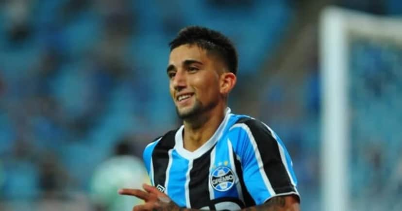 Cristian Oliveira no Grêmio (Foto: Fabiano do Amaral) Cristian Oliveira no Grêmio (Foto: Fabiano do Amaral)