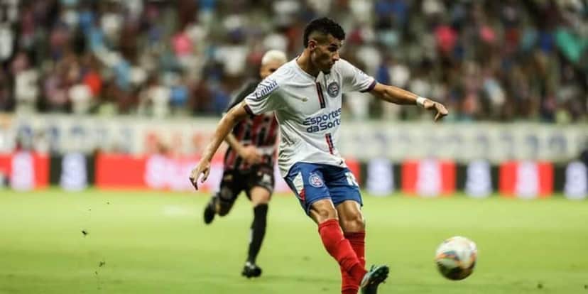 Everton Moraes jogará no futebol do Cazaquistão (Reprodução: Letícia Martins) Everton Moraes jogará no futebol do Cazaquistão (Reprodução: Letícia Martins)