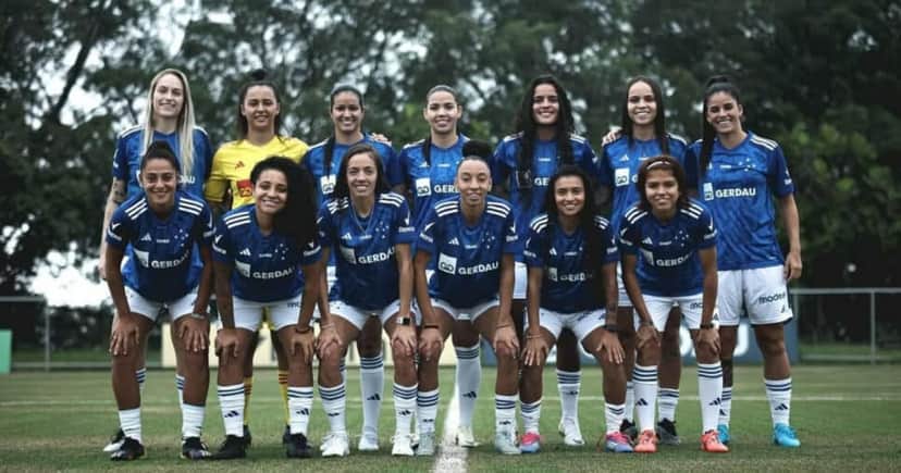 Time de futebol feminino do Cruzeiro (Foto: Gustavo Martins / Cruzeiro) Time de futebol feminino do Cruzeiro (Foto: Gustavo Martins / Cruzeiro)