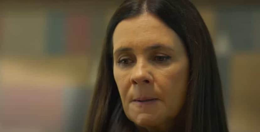 Cúmplice de Molina, Mércia dá ordem como se fosse assassina (Foto: Reprodução/ Globo)