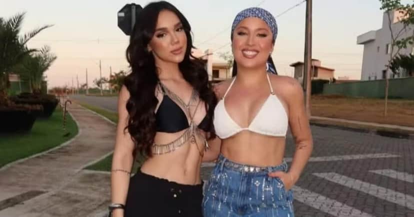 Mari Fernandez e a namorada Júlia Ribeiro (Foto: Reprodução/Instagram)