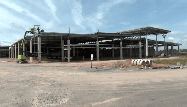 Construção de shopping em Lavras - (Foto: Reprodução EPTV) Construção de shopping em Lavras - (Foto: Reprodução EPTV)