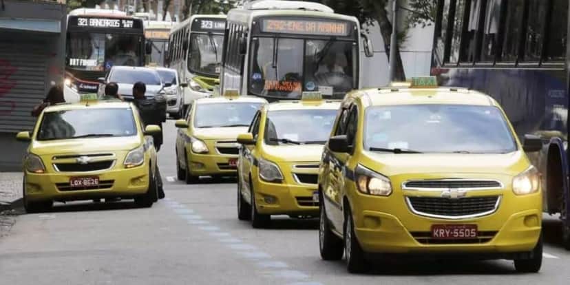 Taxistas podem se isentar dos pedágios (Reprodução: Internet) Taxistas podem se isentar dos pedágios (Reprodução: Internet)