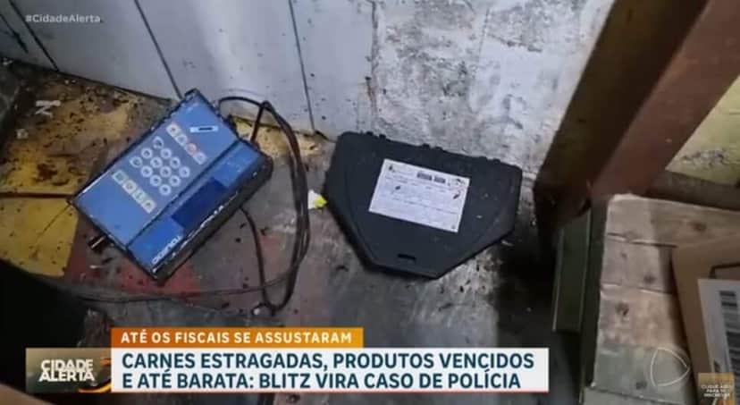 Presença de fezes de ratos (Foto Reprodução/YouTube) Presença de fezes de ratos (Foto Reprodução/YouTube)