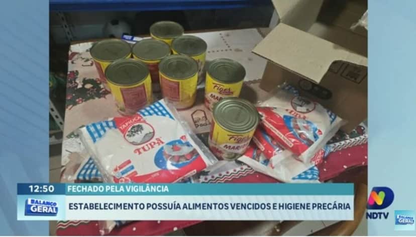 Produtos vencidos apreendidos, o qual a data de validade estava apontando para 2022 (Foto Reprodução/NDTV) Produtos vencidos apreendidos, o qual a data de validade estava apontando para 2022 (Foto Reprodução/NDTV)