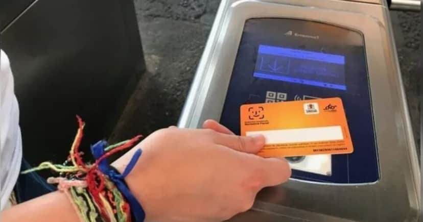 Cartão de transporte público Cartão de transporte público