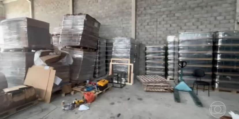 Fábrica clandestina de azeite (Foto: Reprodução / Globo)