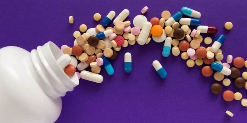 Ilustração medicamentos (Foto: Canva) Ilustração medicamentos (Foto: Canva)