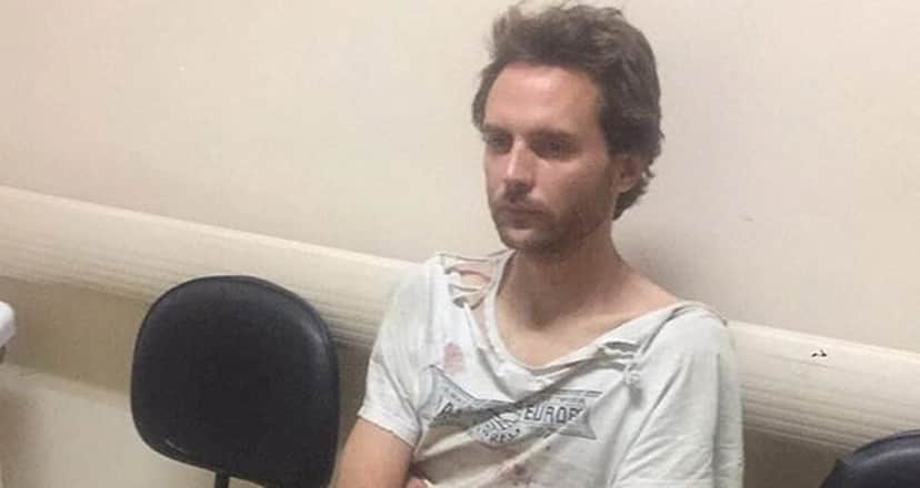 Herança: Este é o irmão da assassina em foto mais recente e rara (Foto: Reprodução/ Internet) Herança: Este é o irmão da assassina em foto mais recente e rara (Foto: Reprodução/ Internet)