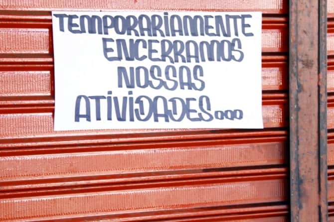 Portas fechadas do Supermercado Modelo (Foto Reprodução/Midia News) Portas fechadas do Supermercado Modelo (Foto Reprodução/Midia News)