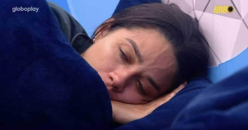 Eva chora no BBB25 após saída de Renata (Foto: Reprodução/Globoplay) Eva chora no BBB25 após saída de Renata (Foto: Reprodução/Globoplay)