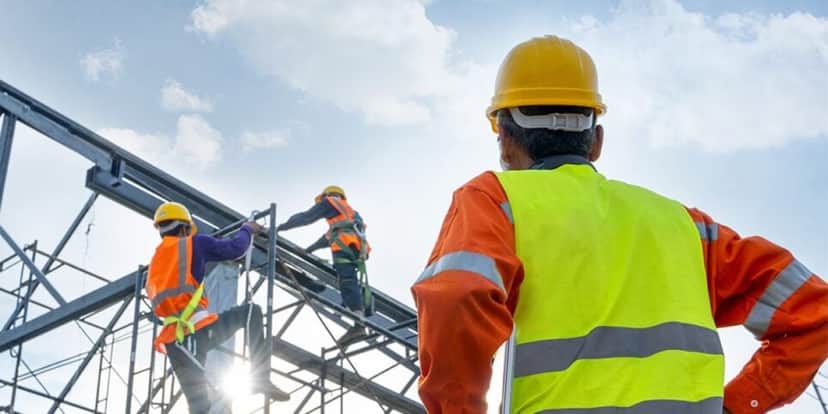 Trabalhadores em obras seriam um dos afetados (Reprodução: Canva) Trabalhadores em obras seriam um dos afetados (Reprodução: Canva)