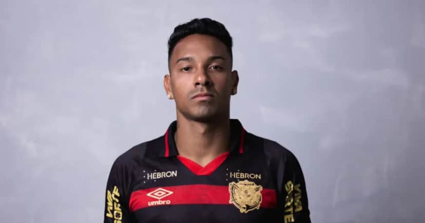 Antônio Carlos trocou o Fluminense pelo o Sport (Foto: Reprodução/ Internet) Antônio Carlos trocou o Fluminense pelo o Sport (Foto: Reprodução/ Internet)