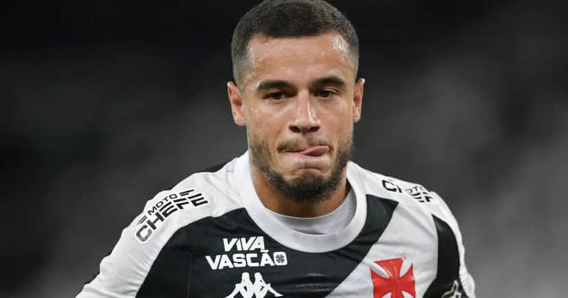 Coutinho atuando pelo Vasco (Foto: Thiago Ribeiro/AGIF) Coutinho atuando pelo Vasco (Foto: Thiago Ribeiro/AGIF)