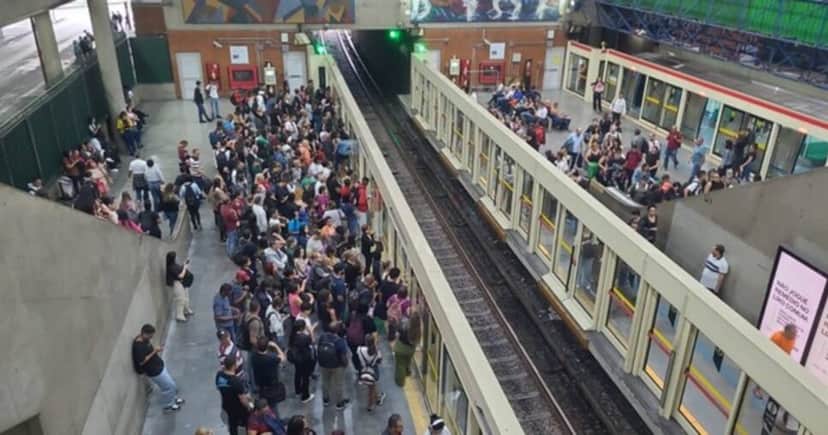 Estação de metrô Estação de metrô