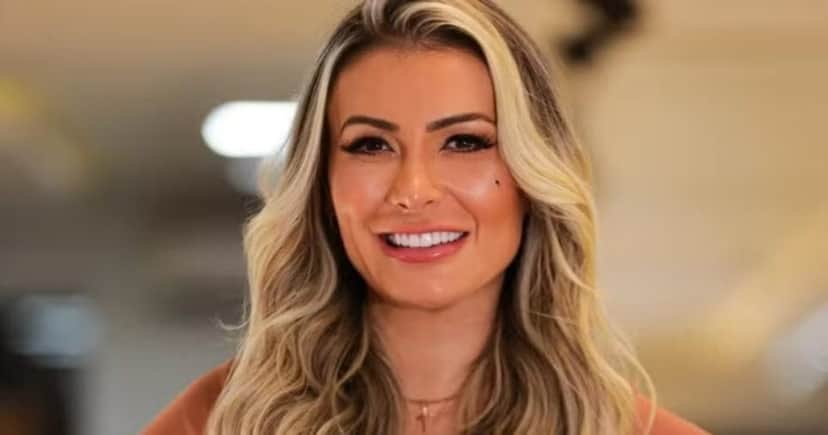 http://tvfoco.uai.com.br/wp-content/uploads/2015/05/Daniela-Mercury.jpg http://tvfoco.uai.com.br/wp-content/uploads/2015/05/Daniela-Mercury.jpg