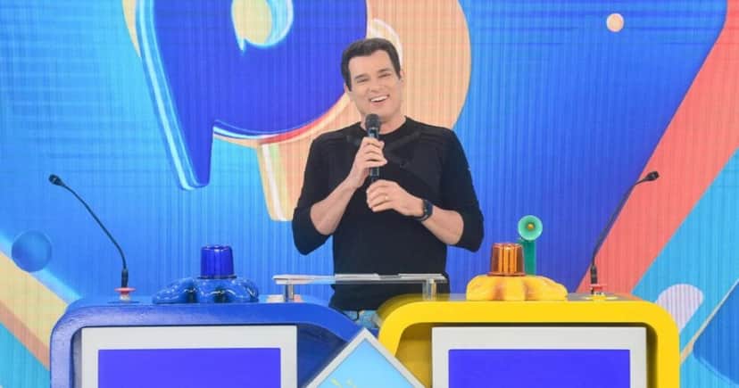 Celso Portiolli se divertiu durante o Passa ou Repassa (Foto: Reprodução/ Internet) Celso Portiolli se divertiu durante o Passa ou Repassa (Foto: Reprodução/ Internet)