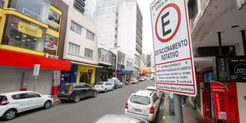 Estacionamento rotativo em Florianópolis (Reprodução: Internet) Estacionamento rotativo em Florianópolis (Reprodução: Internet)