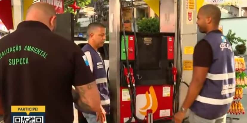 Fiscalização em postos no Rio de Janeiro (Reprodução: Globo) Fiscalização em postos no Rio de Janeiro (Reprodução: Globo)