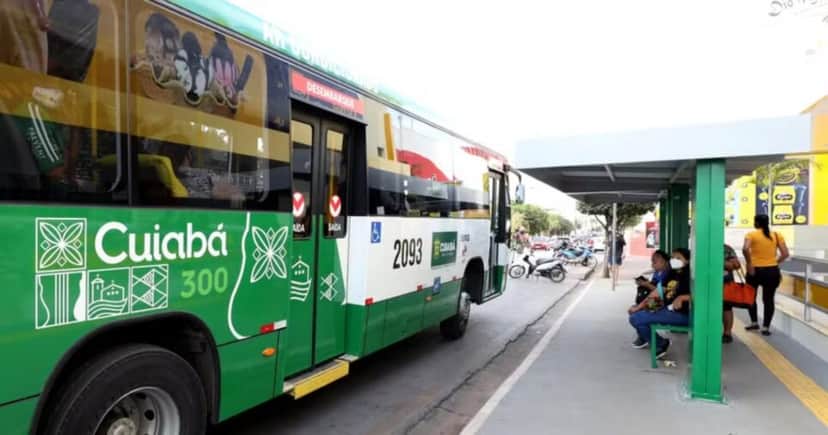 Ônibus em Cuiabá, Mato Grosso - Foto: Luiz Alves Ônibus em Cuiabá, Mato Grosso - Foto: Luiz Alves
