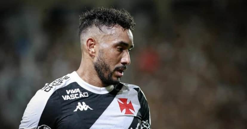 Diniz avisado: Payet tem demissão armada no Vasco aos 38 anos (Foto: Matheus Lima/Vasco) Diniz avisado: Payet tem demissão armada no Vasco aos 38 anos (Foto: Matheus Lima/Vasco)