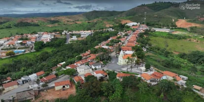 Serra da saudade (Foto: Reprodução / YouTube) Serra da saudade (Foto: Reprodução / YouTube)