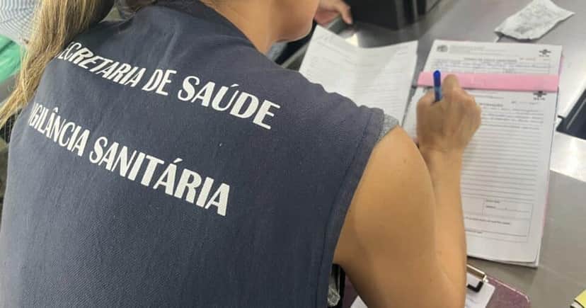 Vigilância Sanitária de Maricá executou inspeção em supermercado (Foto Reprodução/Prefeitura de Maricá) Vigilância Sanitária de Maricá executou inspeção em supermercado (Foto Reprodução/Prefeitura de Maricá)