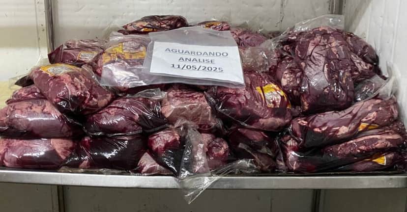 Carnes apreendidas de forma irregular no supermercado em Manaus (Foto Reprodução/SENSA) Carnes apreendidas de forma irregular no supermercado em Manaus (Foto Reprodução/SENSA)