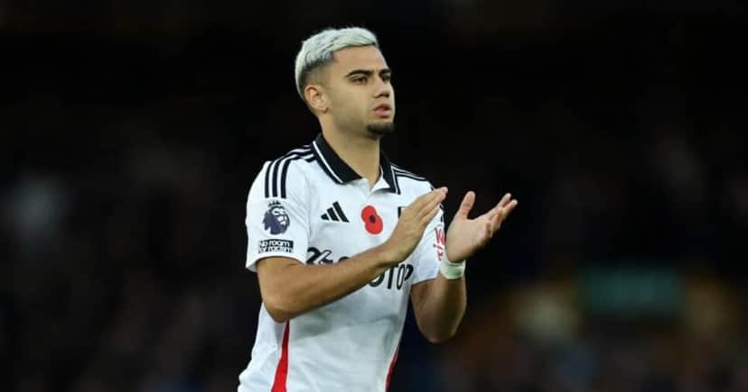 Andreas Pereira em ação com a camisa do Fulham (Matt McNulty/Getty Images) Andreas Pereira em ação com a camisa do Fulham (Matt McNulty/Getty Images)