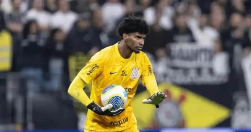Hugo Souza no Corinthians (Foto: Reprodução/Internet)