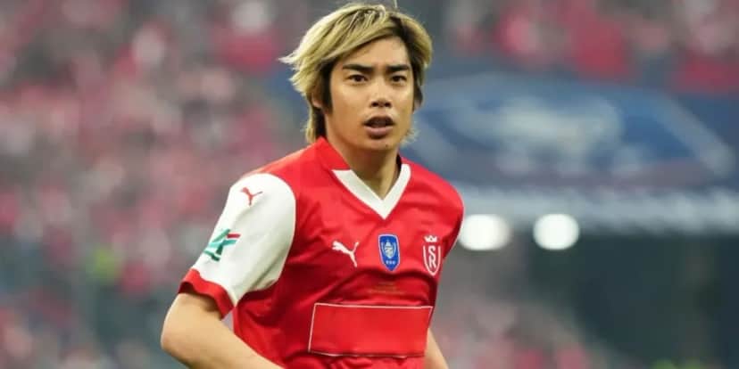 O atacante defende o Reims da França (Reprodução: Instagram) O atacante defende o Reims da França (Reprodução: Instagram)