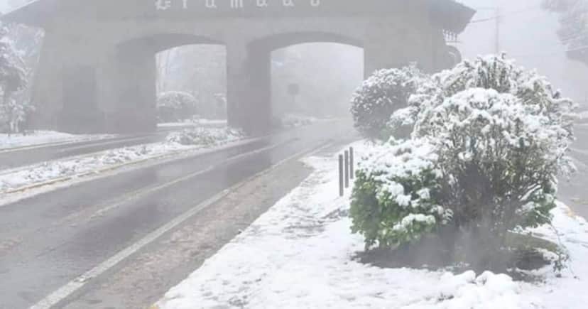 Queda de neve no Brasil (Foto: Reprodução) Queda de neve no Brasil (Foto: Reprodução)