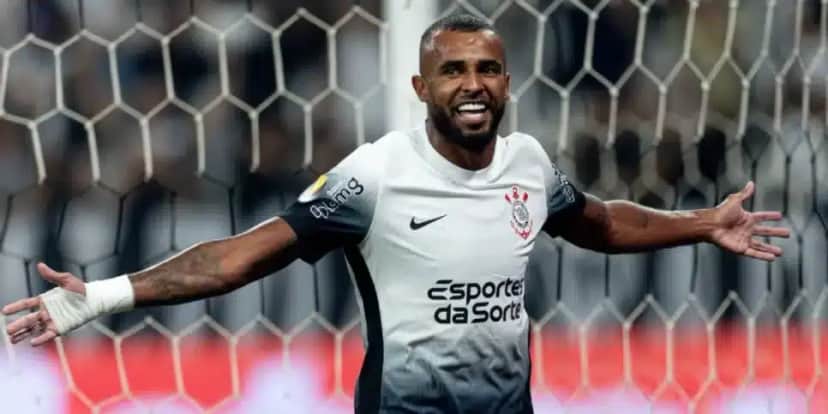 Alex Santana já fechou com o Grêmio (Reprodução: Rodrigo Coca) Alex Santana já fechou com o Grêmio (Reprodução: Rodrigo Coca)