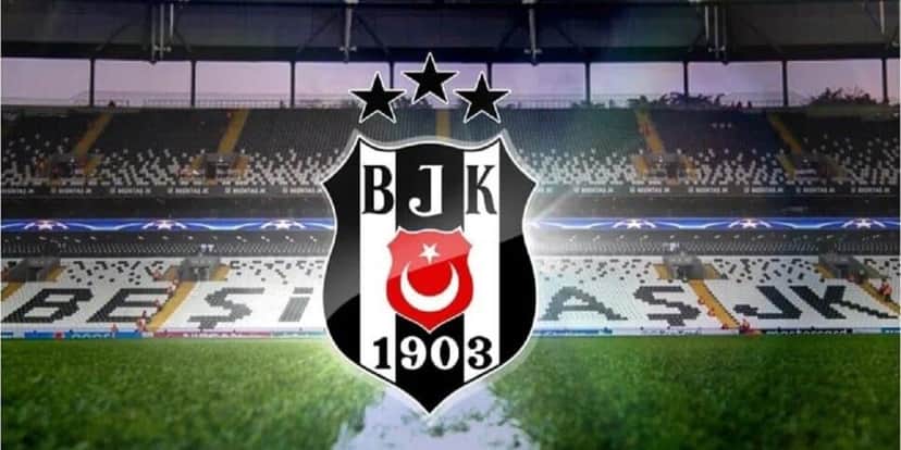 Besiktas pode ser o destino de Depay (Reprodução: Internet) Besiktas pode ser o destino de Depay (Reprodução: Internet)