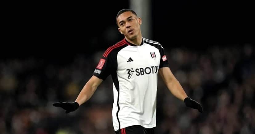 O jogador Carlos Vinicius O jogador Carlos Vinicius
