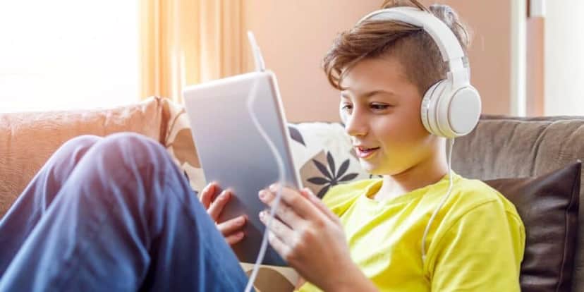 Criança, Brincadeira, Tablet, Tecnologia Criança, Brincadeira, Tablet, Tecnologia