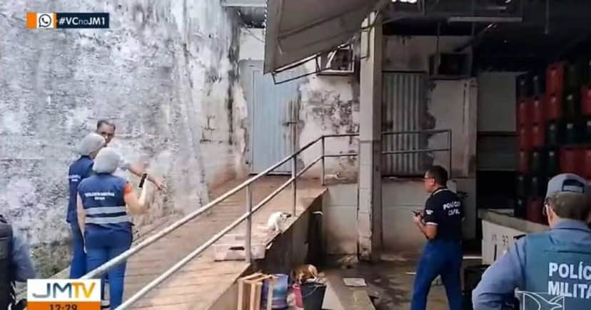 Vigilância Sanitária realizou fiscalização no local (Foto: Reprodução/TV Mirante/Globo) Vigilância Sanitária realizou fiscalização no local (Foto: Reprodução/TV Mirante/Globo)