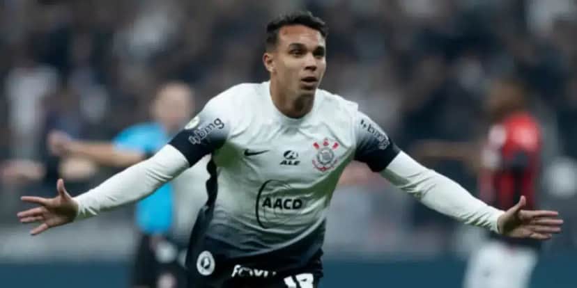 Giovane não sse firmou no elenco profissional (Reprodução: Rodrigo Coca) Giovane não sse firmou no elenco profissional (Reprodução: Rodrigo Coca)