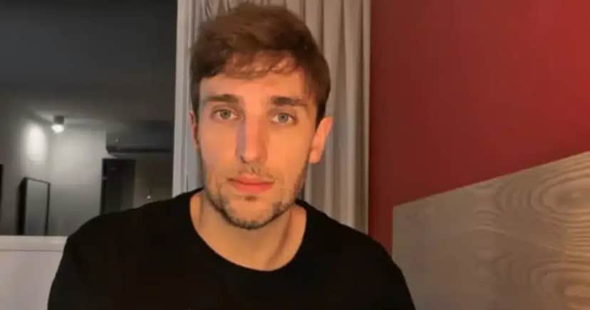 O famoso ex-contratado da Record falou sobre o apresentador da Globo (Foto: Reprodução/Montagem TV Foco) O famoso ex-contratado da Record falou sobre o apresentador da Globo (Foto: Reprodução/Montagem TV Foco)