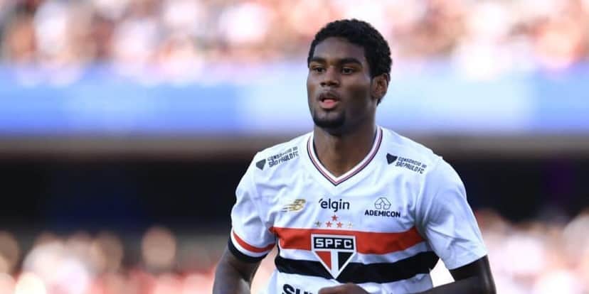 São Paulo decide sobre adeus de Lucas Ferreira (Reprodução: Marcello Zambrana) São Paulo decide sobre adeus de Lucas Ferreira (Reprodução: Marcello Zambrana)