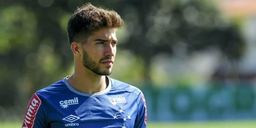 Lucas Silva é o volante titular do Cruzeiro (Reprodução: Gustavo Aleixo) Lucas Silva é o volante titular do Cruzeiro (Reprodução: Gustavo Aleixo)