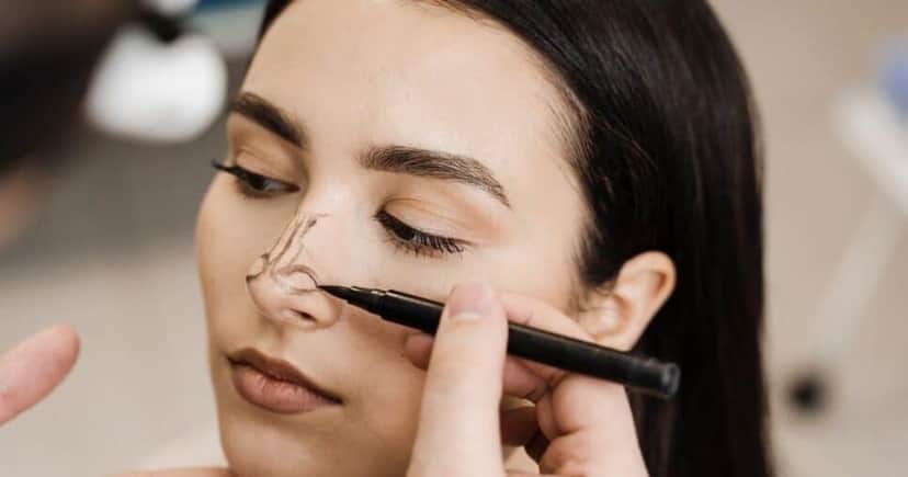 Veja como dar efeito de rinoplastia (Foto: Divulgação) Veja como dar efeito de rinoplastia (Foto: Divulgação)