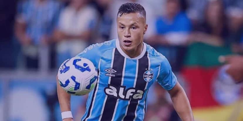 Marlon chegou emprestado ao Grêmio (Reprodução: Luca Uebel) Marlon chegou emprestado ao Grêmio (Reprodução: Luca Uebel)